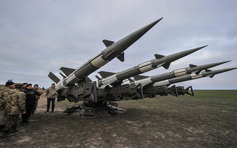 В 2019 году Украина направит на развитие вооружений почти 17 миллиардов