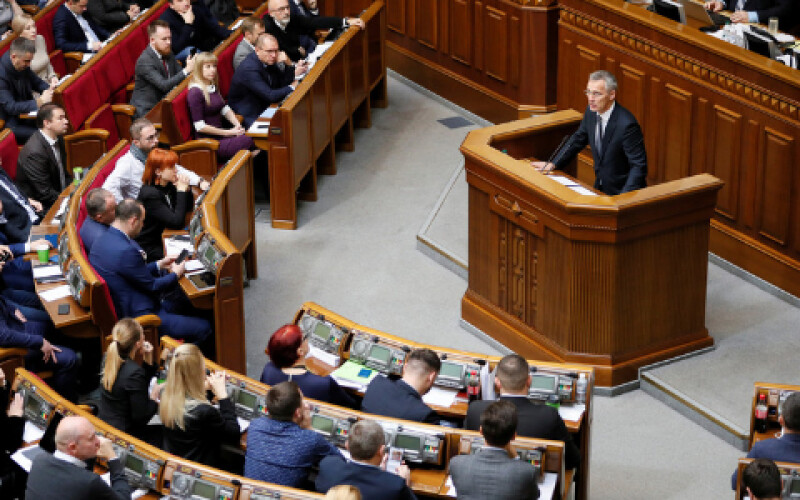 НАТО очікує від України впровадження закону про національну безпеку