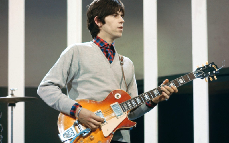 Гітара, яку вкрали у The Rolling Stones 50 років тому, опинилась в музеї Нью-Йорка