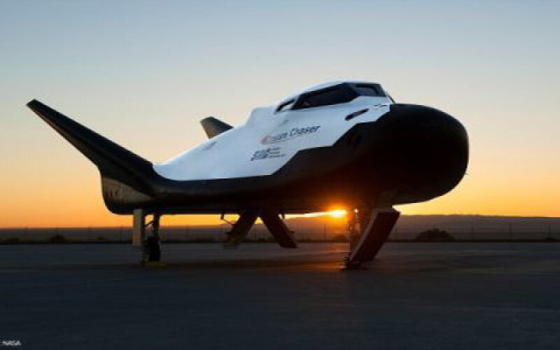 NASA превратит корабль Dream Chaser в такси