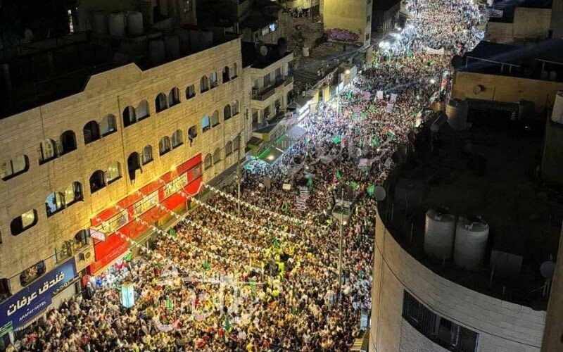 В Йорданії люди вийшли на масовий мітинг на підтримку Палестини