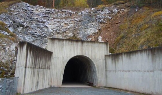 У Німеччині батько та син намагалися проникнути в закриті штольні колишнього концтабору