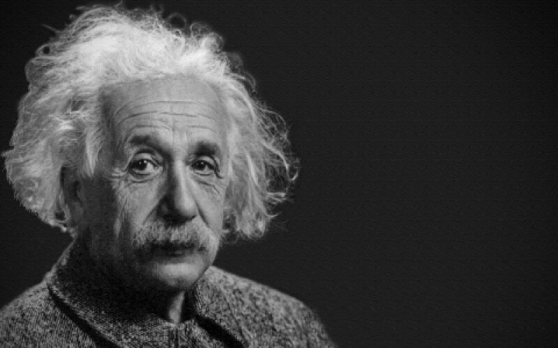 Лист Ейнштейна з його найвідомішою формулою продано за 1,2 мільйона доларів