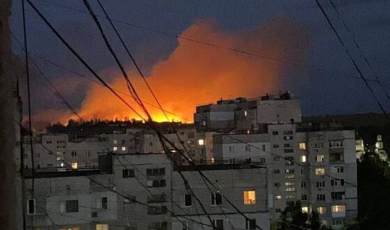 У Луганську повідомляють про вибухи