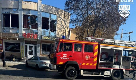 Ворог цинічно атакував ударними дронами місцевий ринок у Чорноморську