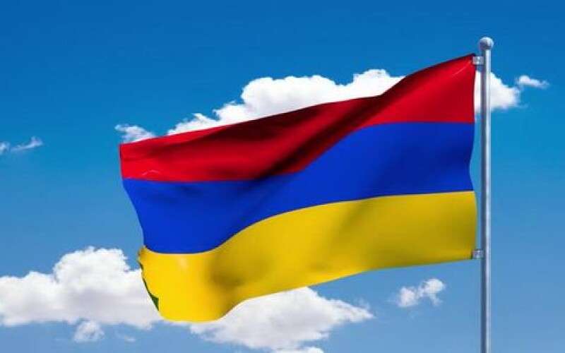 Вірменія оголосила воєнний стан