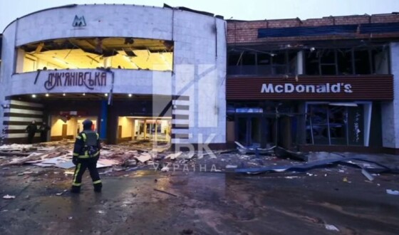 Внаслідок ракетної атаки по Києву постраждала станція метро «Лук&#8217;янівська»