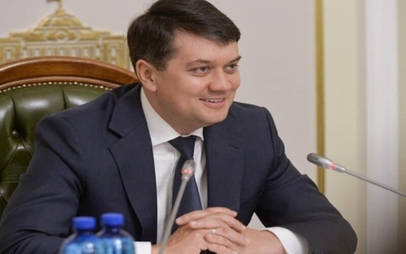 В Офісі Президента анонсували відставку голови ВРУ Разумкова найближчим часом