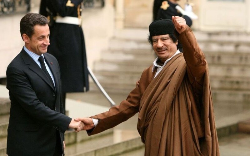 У Франції екс-президента звинувачують у змові з диктатором Каддафі