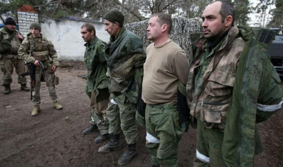 Російські солдати масово здаються в полон