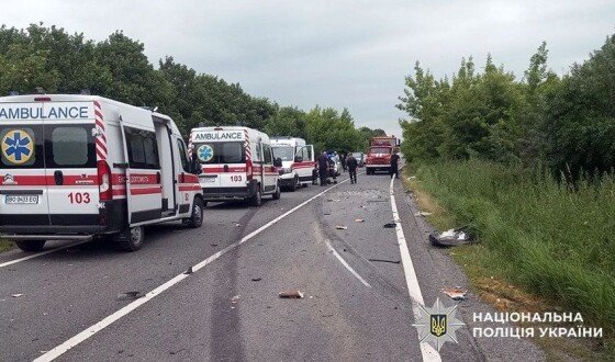 На Хмельниччині під час зіткнення автівок загинув 11-річний хлопчик