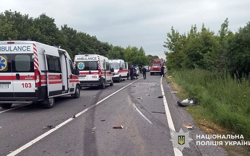 На Хмельниччині під час зіткнення автівок загинув 11-річний хлопчик