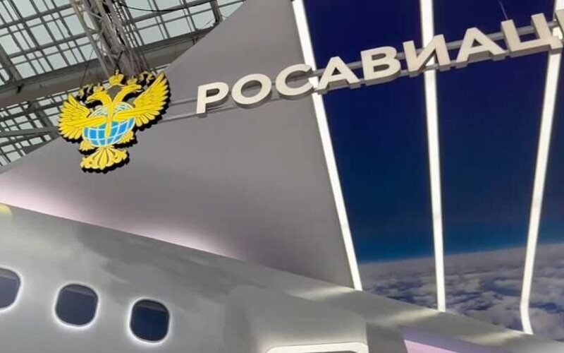 Україна закликала закрити небо РФ для цивільної авіації — у Москві відреагували