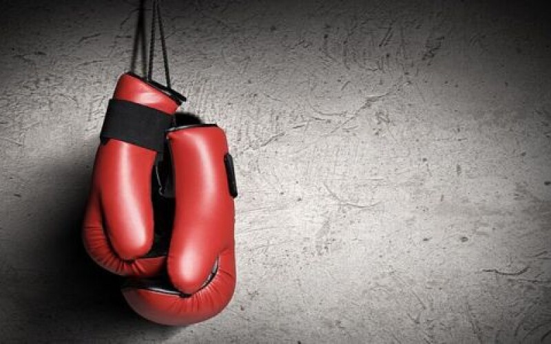 Канадский боксер Стивенсон находится в коме после боя с украинцем