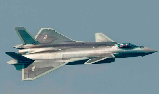 Китай знайшов заміну російським двигунам для своїх винищувачів J-20B