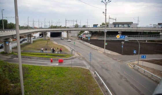 У Києві повністю відкриють рух через Подільський міст