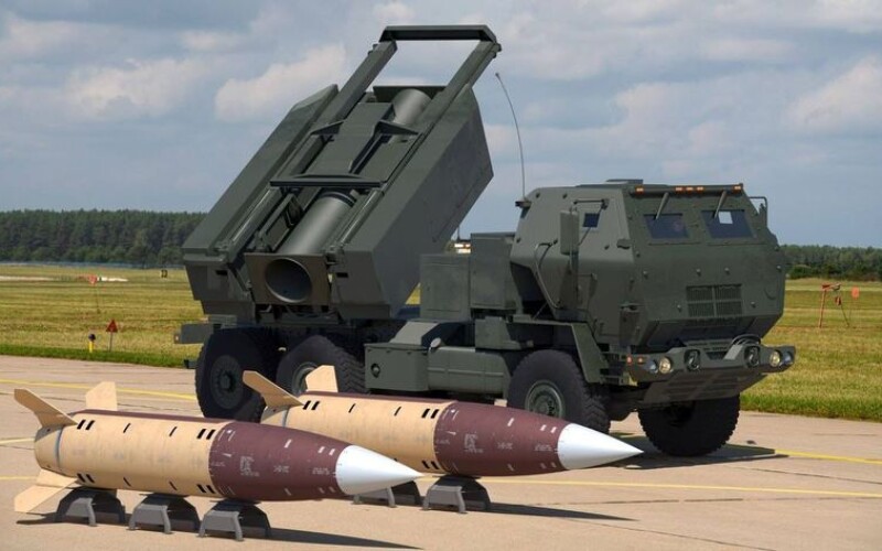 У США погодили передачу Україні партію далекобійних ракет ATACMS