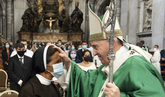 Папа римський Франциск зустрівся з черницею, яка зникла у 2017 році
