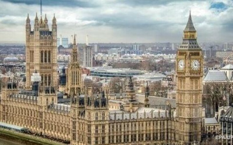Новий парламент приступив до роботи у Великобританії