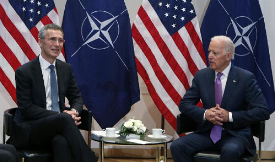 Генсек НАТО і Байден обговорили відносини з Росією