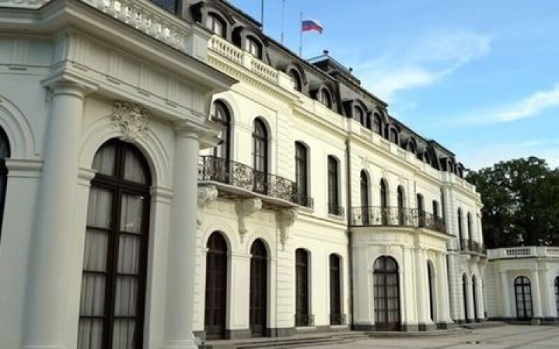 Російське посольство в Празі активісти облили кетчупом