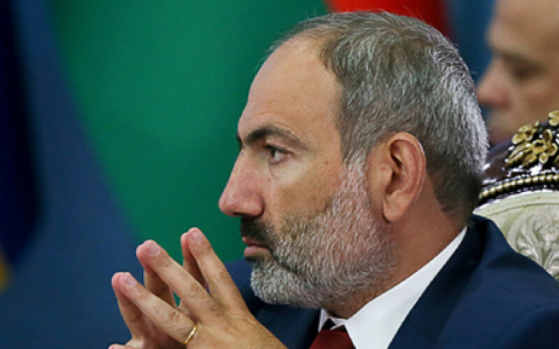 У Вірменії запропонували скасувати військовий стан і відправити Пашиняна у відставку