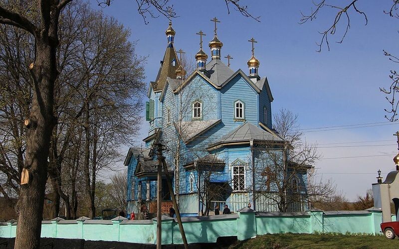 На Тернопільщині релігійні громади активно переходять до ПЦУ