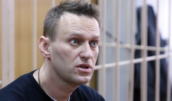У Криму позбавили команду Навального української підтримки