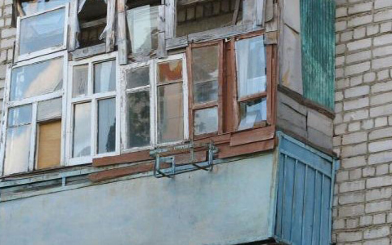 Горсовет Днепра предлагает расстеклить балконы горожан