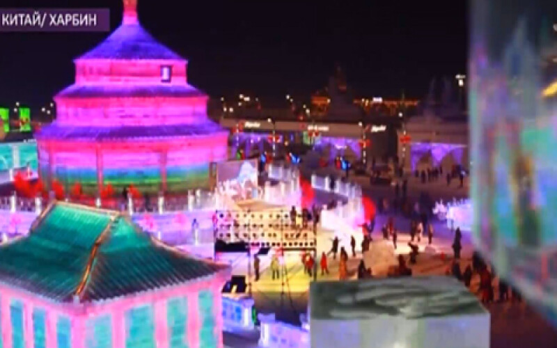 В Китае фестиваль льда продлится до весны