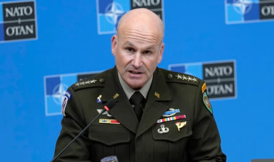 У Києві з робочим візитом перебуває командувач Об‘єднаних збройних сил НАТО в Європі
