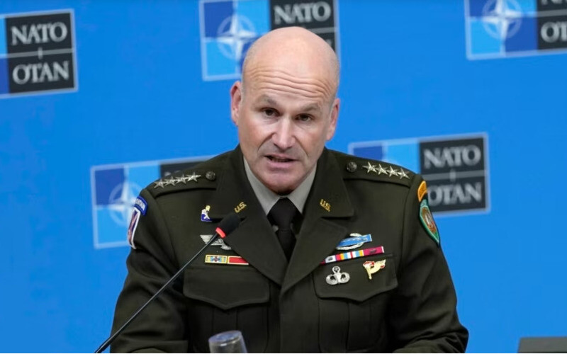 У Києві з робочим візитом перебуває командувач Об‘єднаних збройних сил НАТО в Європі