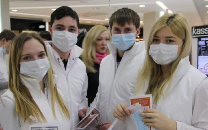 Російських студентів-медиків &#8220;кинули&#8221; на боротьбу з COVID-19