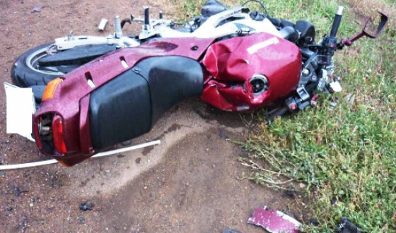 Мотоцикліст потрапив у ДТП та вижив після падіння з висоти п&#8217;ятиповерхівки