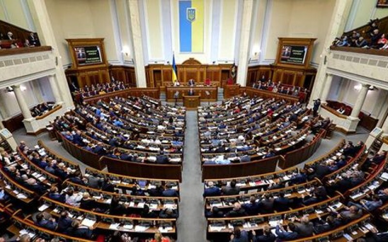 Украинский парламент сохранил такую ​​же по составу биполярную структуру