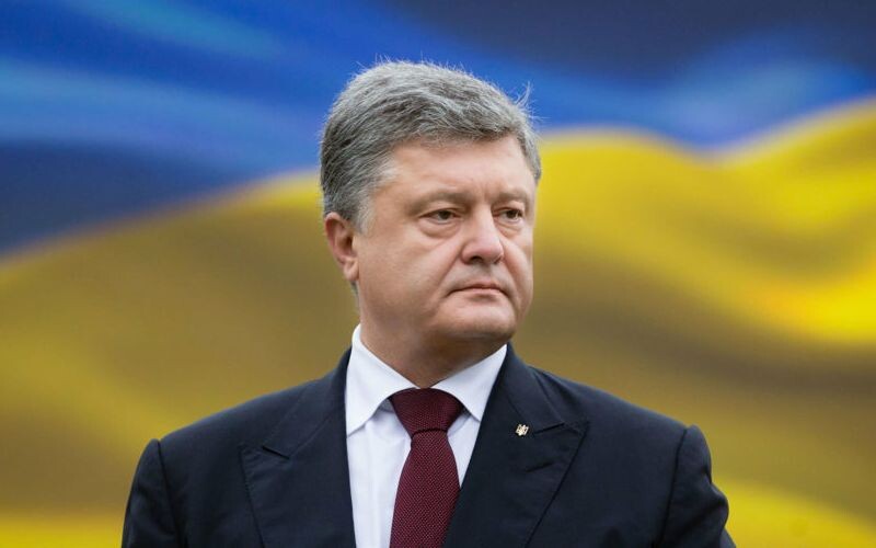 Порошенко фінансує ЗСУ зі статків, отриманих завдяки несплаченим податкам в Україні