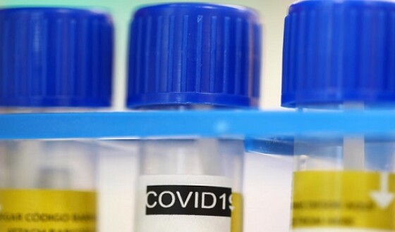 Новий штам коронавірусу &#8220;омікрон&#8221; виявлено вже у третині американських штатів