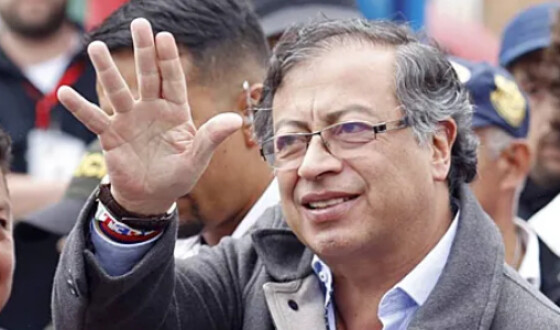 Новим президентом Колумбії став колишній партизан Густаво Петро