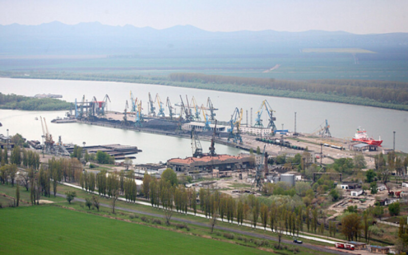 Румынская компания углубит дно на Дунае