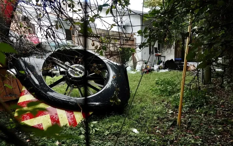 У Флориді рятувальний гелікоптер упав на житловий будинок