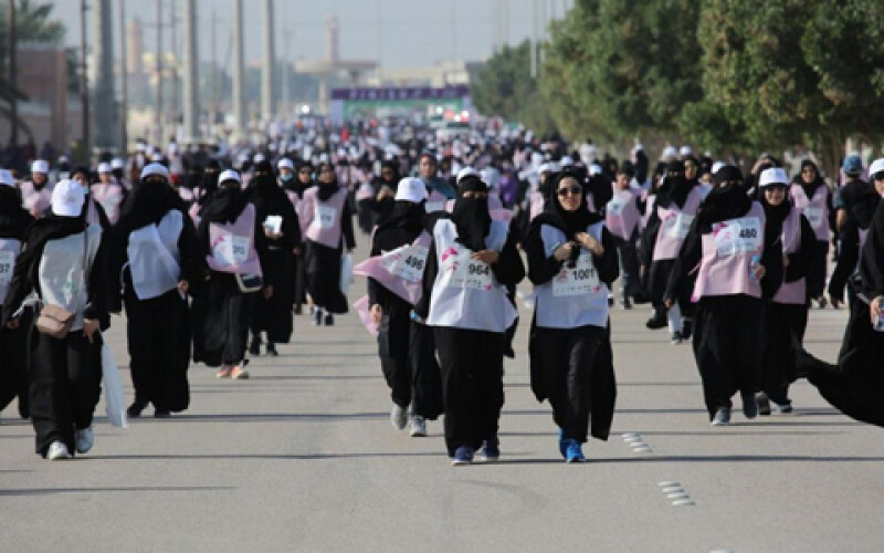 В Саудовской Аравии впервые провели женский марафон
