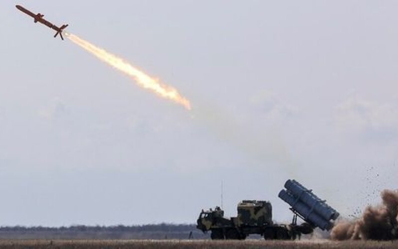 Російські окупанти наносять ракетні удари по Вінниці