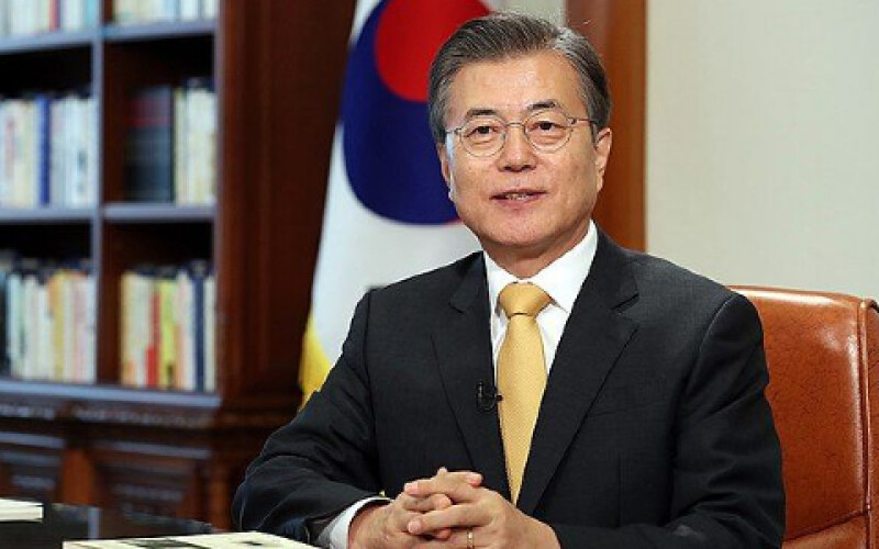 Південнокорейський лідер вибачився за корупційний скандал з держслужбовцями