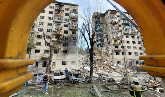 Унаслідок нічного обстрілу Києва постраждало до ста людей