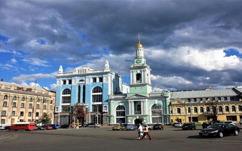 В Киеве более 80% жителей Подола высказались за пешеходную Контрактовую