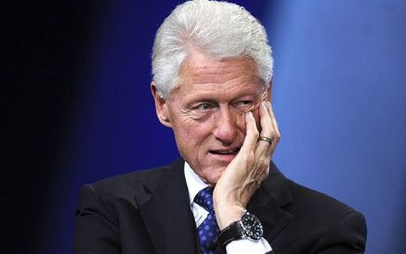 Билла Клинтона обвинили в сексуальных домогательствах