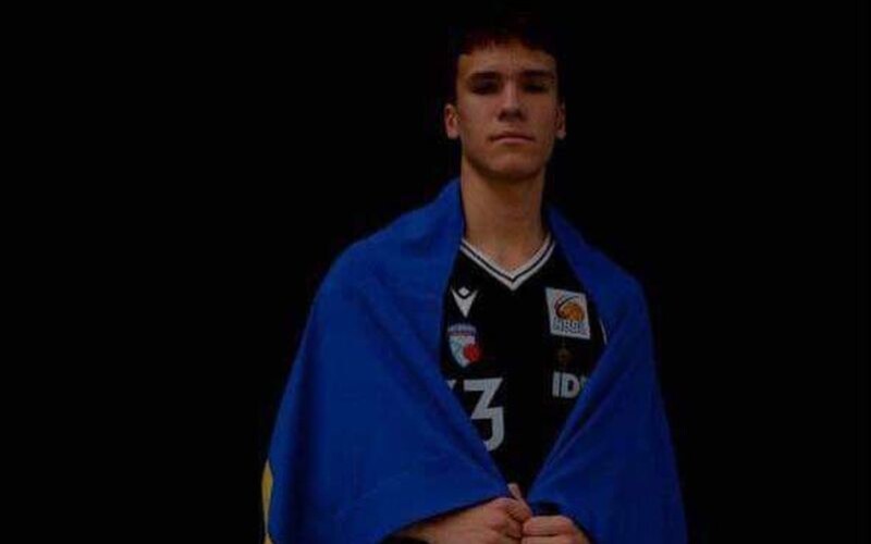 У Німеччині вбили 17-річного українського баскетболіста Володимира Єрмакова